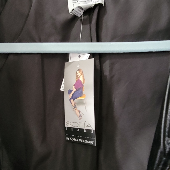 Sofia Jeans by S VERGARA Women's  Chevron stitched  puffer jacket /Black - Picture 10 of 10